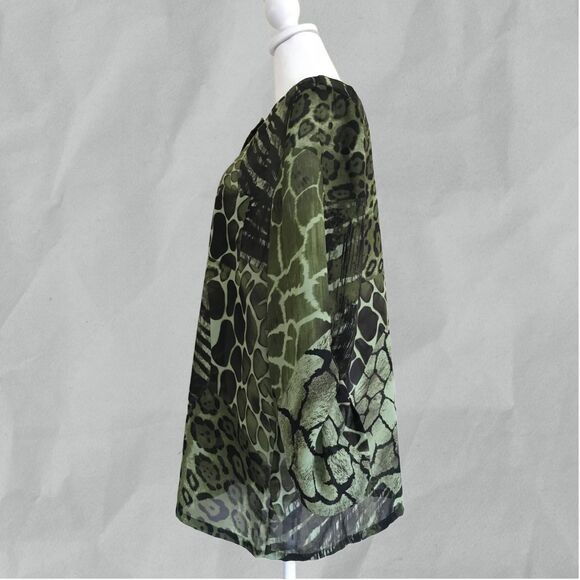 SUSAN GRAVER Blouse Size Medium Sheer Animal Print Lightweight Button Front - Picture 3 of 6